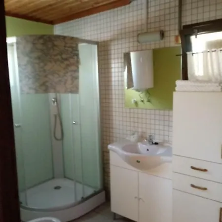 Apartman 3 Haloszobaval * Bük