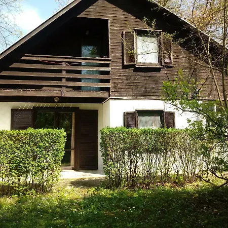 Apartman 3 Haloszobaval